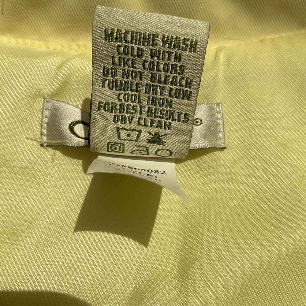 Orvis ladies pale yellow vest. NWOT - Picture 4 of 4